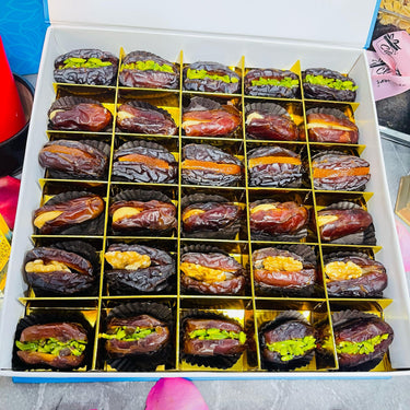 30pcs Box - Premium Mix Majdoul & Khedri Assorted Dates